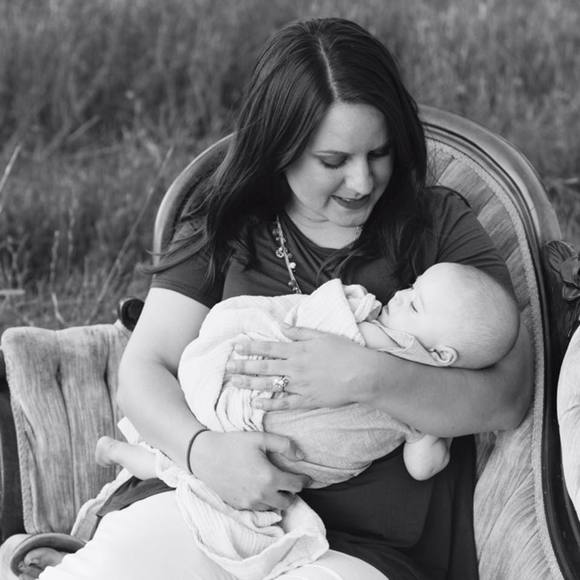 Meet your Posher, Kaycee - Picture 1 of 1